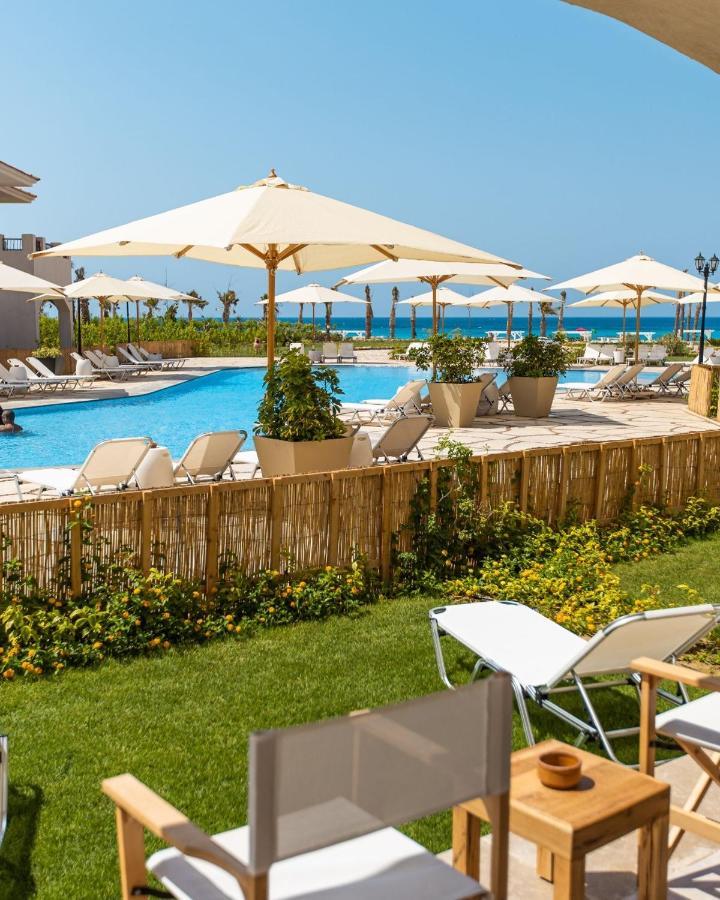 Aqua Heneish Beach Resort Mersa Matruh Exterior foto